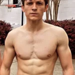 tom holland musculation