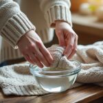 découvrez comment récupérer facilement votre pull rétréci grâce au vinaigre blanc avec nos astuces simples et efficaces pour redonner vie à vos vêtements.